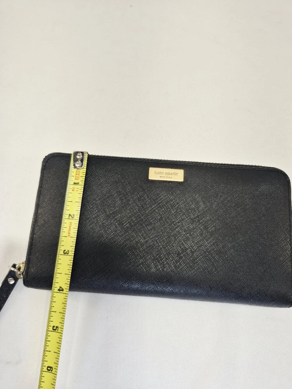 KATE SPADE Laurel Way Neda Saffiano Leather Large Black Ziparound Wallet